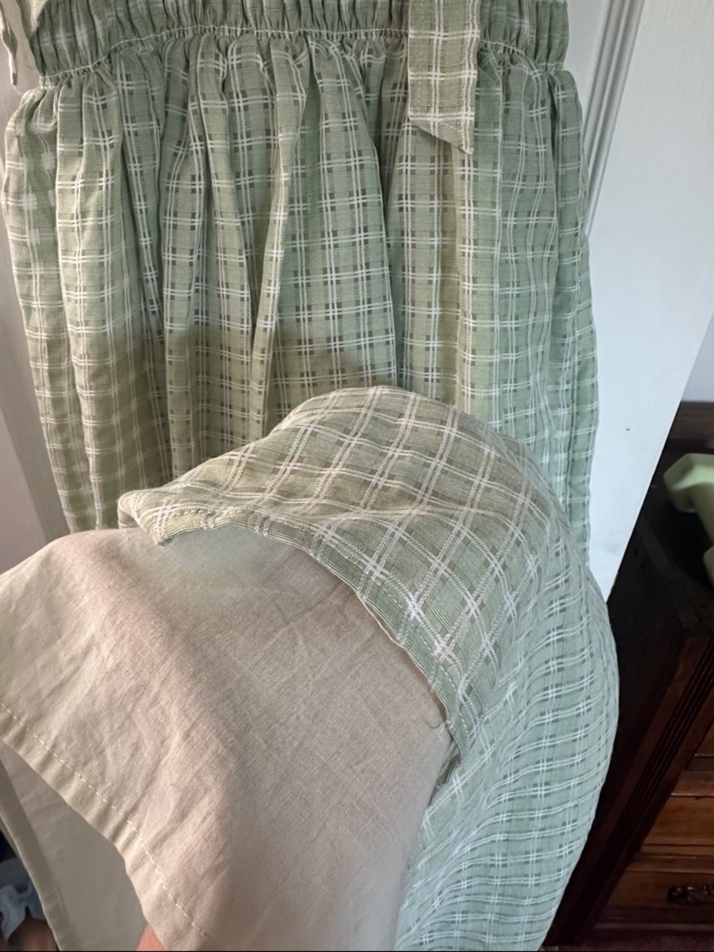 En Saison Green Gingham Midi Dress - Picture 3 of 4